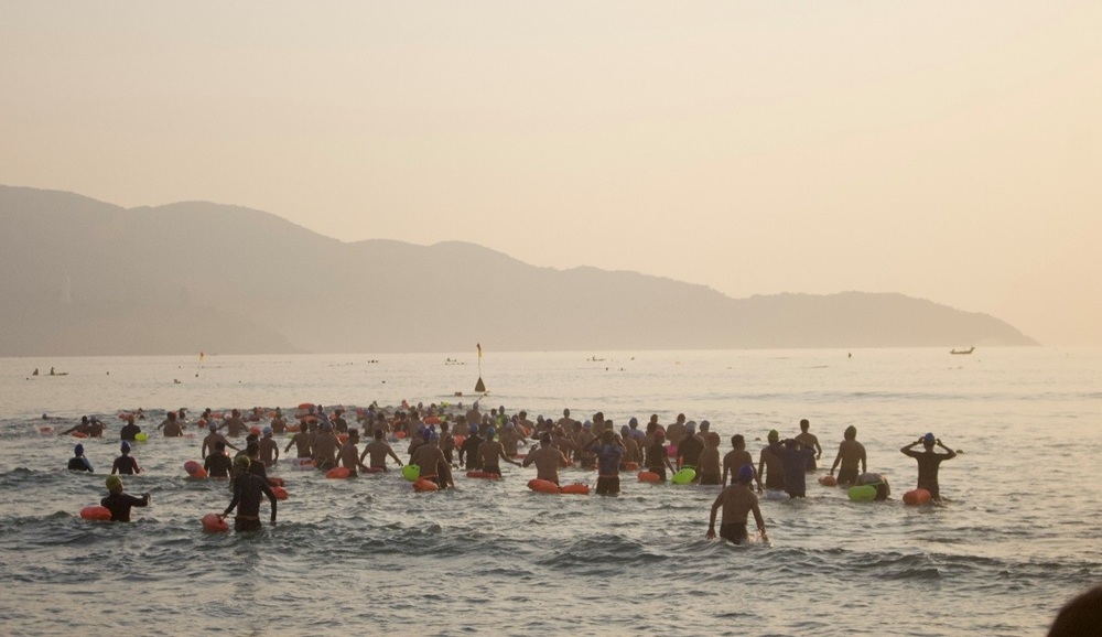 Bãi biển, khu du lịch, các điểm tham quan đông nghịt khách trong kỳ nghỉ lễ