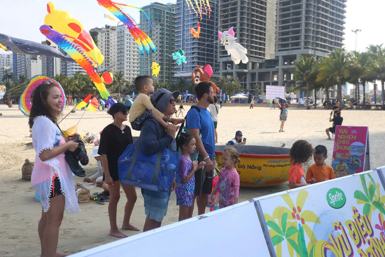 Tăng cường đảm bảo an toàn, an ninh cho mùa du lịch biển Đà Nẵng 2025