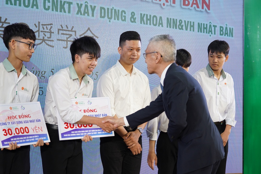 Hơn 20 doanh nghiệp Nhật tham gia Ngày hội việc làm, tuyển dụng sinh viên